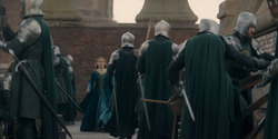 HouseOfTheDragon_3x02-QueensLanding_03579
