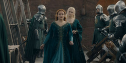 HouseOfTheDragon_3x02-QueensLanding_03588