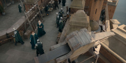 HouseOfTheDragon_3x02-QueensLanding_03604