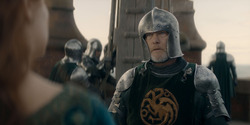 HouseOfTheDragon_3x02-QueensLanding_03620