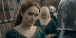 HouseOfTheDragon_3x02-QueensLanding_03659