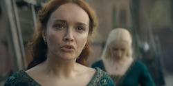 HouseOfTheDragon_3x02-QueensLanding_03665