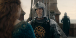 HouseOfTheDragon_3x02-QueensLanding_03670