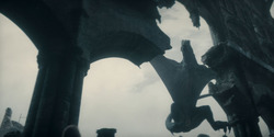 HouseOfTheDragon_3x02-QueensLanding_03814