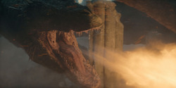 HouseOfTheDragon_3x02-QueensLanding_03853