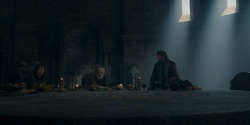 HouseOfTheDragon_3x02-QueensLanding_03959