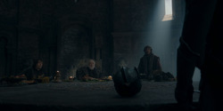 HouseOfTheDragon_3x02-QueensLanding_03984