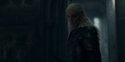 HouseOfTheDragon_3x02-QueensLanding_03994