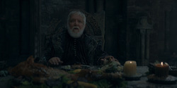 HouseOfTheDragon_3x02-QueensLanding_03997
