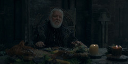 HouseOfTheDragon_3x02-QueensLanding_03998
