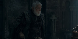HouseOfTheDragon_3x02-QueensLanding_04008