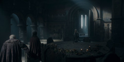 HouseOfTheDragon_3x02-QueensLanding_04017