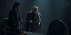 HouseOfTheDragon_3x02-QueensLanding_04025