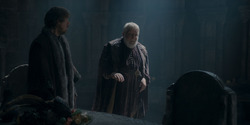 HouseOfTheDragon_3x02-QueensLanding_04026