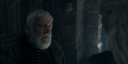 HouseOfTheDragon_3x02-QueensLanding_04042