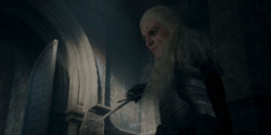 HouseOfTheDragon_3x02-QueensLanding_04101