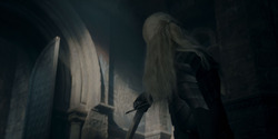 HouseOfTheDragon_3x02-QueensLanding_04107