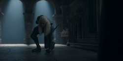 HouseOfTheDragon_3x02-QueensLanding_04156