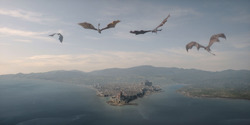 HouseOfTheDragon_3x02-QueensLanding_04210