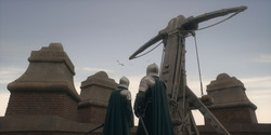 HouseOfTheDragon_3x02-QueensLanding_04216