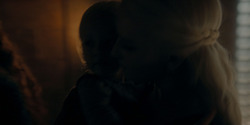 HouseOfTheDragon_3x02-QueensLanding_04272