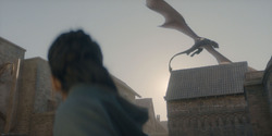 HouseOfTheDragon_3x02-QueensLanding_04293