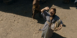 HouseOfTheDragon_3x02-QueensLanding_04311