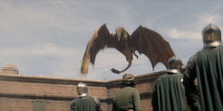 HouseOfTheDragon_3x02-QueensLanding_04356