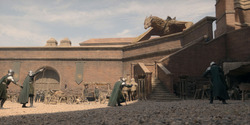 HouseOfTheDragon_3x02-QueensLanding_04392