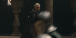 HouseOfTheDragon_3x02-QueensLanding_04507