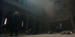 HouseOfTheDragon_3x02-QueensLanding_04549
