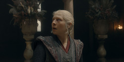 HouseOfTheDragon_3x02-QueensLanding_04555