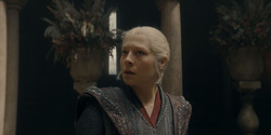 HouseOfTheDragon_3x02-QueensLanding_04558