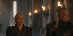 HouseOfTheDragon_3x02-QueensLanding_04586
