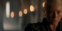 HouseOfTheDragon_3x02-QueensLanding_04590