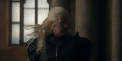 HouseOfTheDragon_3x02-QueensLanding_04603