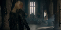 HouseOfTheDragon_3x02-QueensLanding_04611