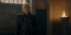 HouseOfTheDragon_3x02-QueensLanding_04615