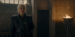 HouseOfTheDragon_3x02-QueensLanding_04619
