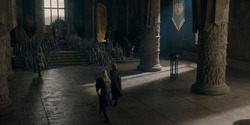 HouseOfTheDragon_3x02-QueensLanding_04670