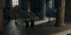 HouseOfTheDragon_3x02-QueensLanding_04671