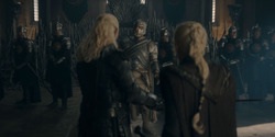 HouseOfTheDragon_3x02-QueensLanding_04701