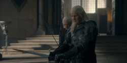 HouseOfTheDragon_3x02-QueensLanding_04718