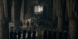 HouseOfTheDragon_3x02-QueensLanding_04750
