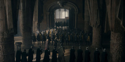HouseOfTheDragon_3x02-QueensLanding_04754
