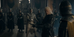 HouseOfTheDragon_3x02-QueensLanding_04767