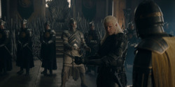 HouseOfTheDragon_3x02-QueensLanding_04771