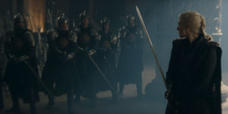 HouseOfTheDragon_3x02-QueensLanding_04808
