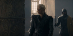 HouseOfTheDragon_3x02-QueensLanding_04850