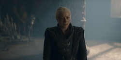 HouseOfTheDragon_3x02-QueensLanding_04865